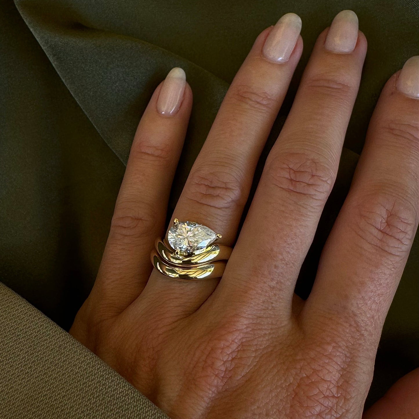 Hazel Pear Solitaire