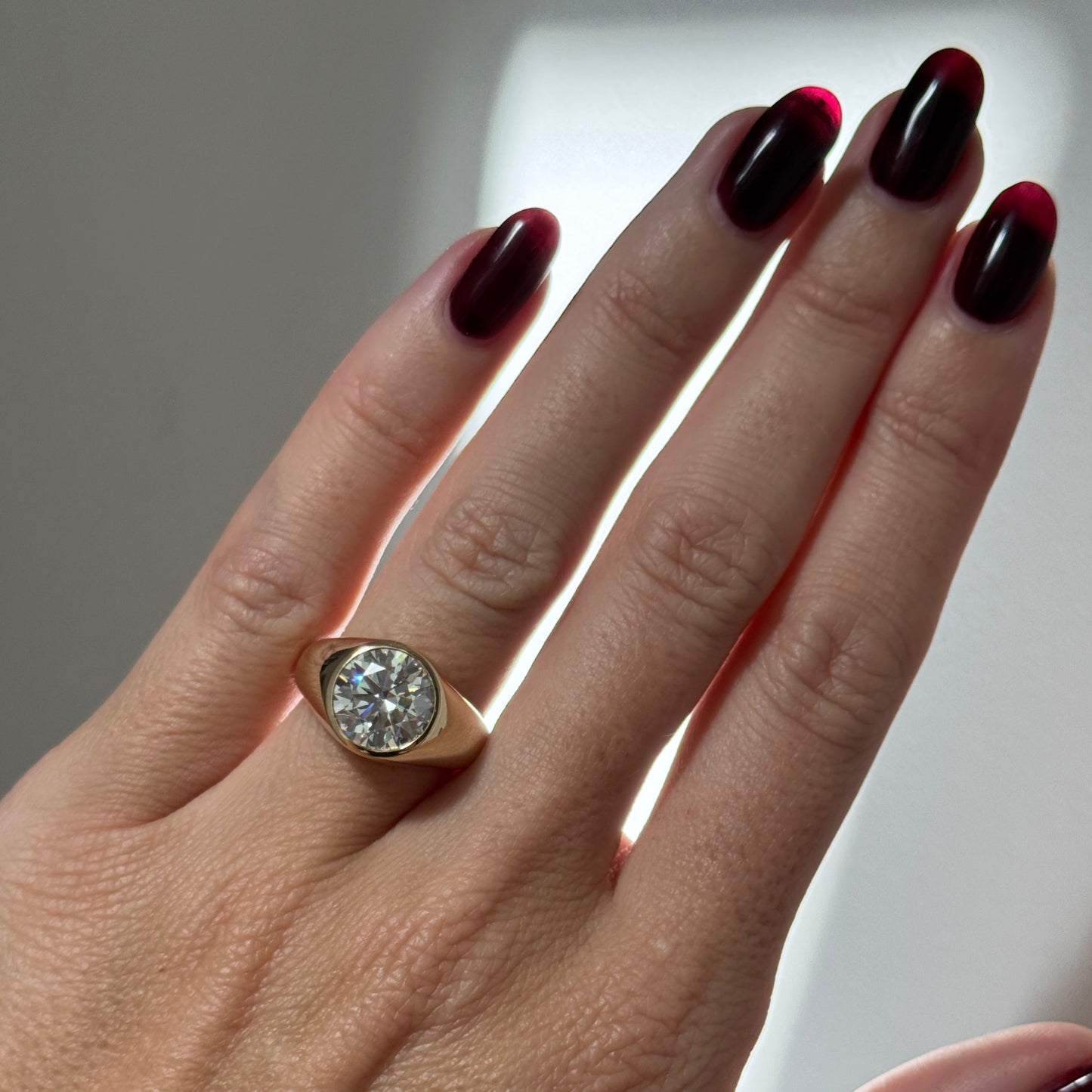 Gigi Round Signet