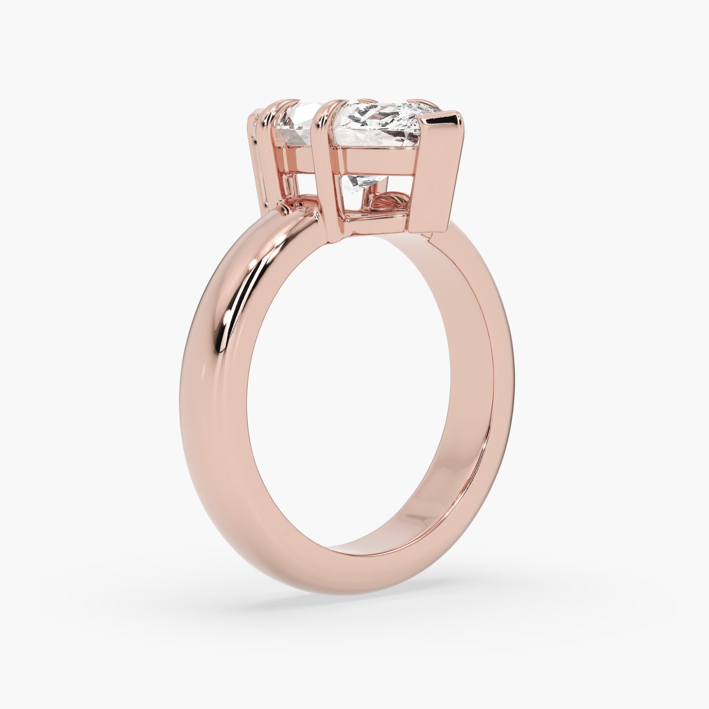 Lyss Marquise Solitaire