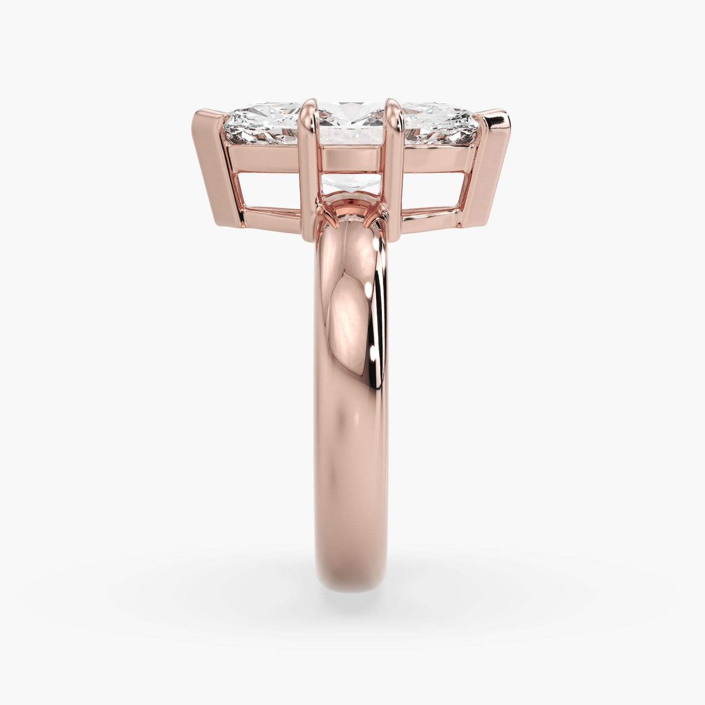Lyss Marquise Solitaire
