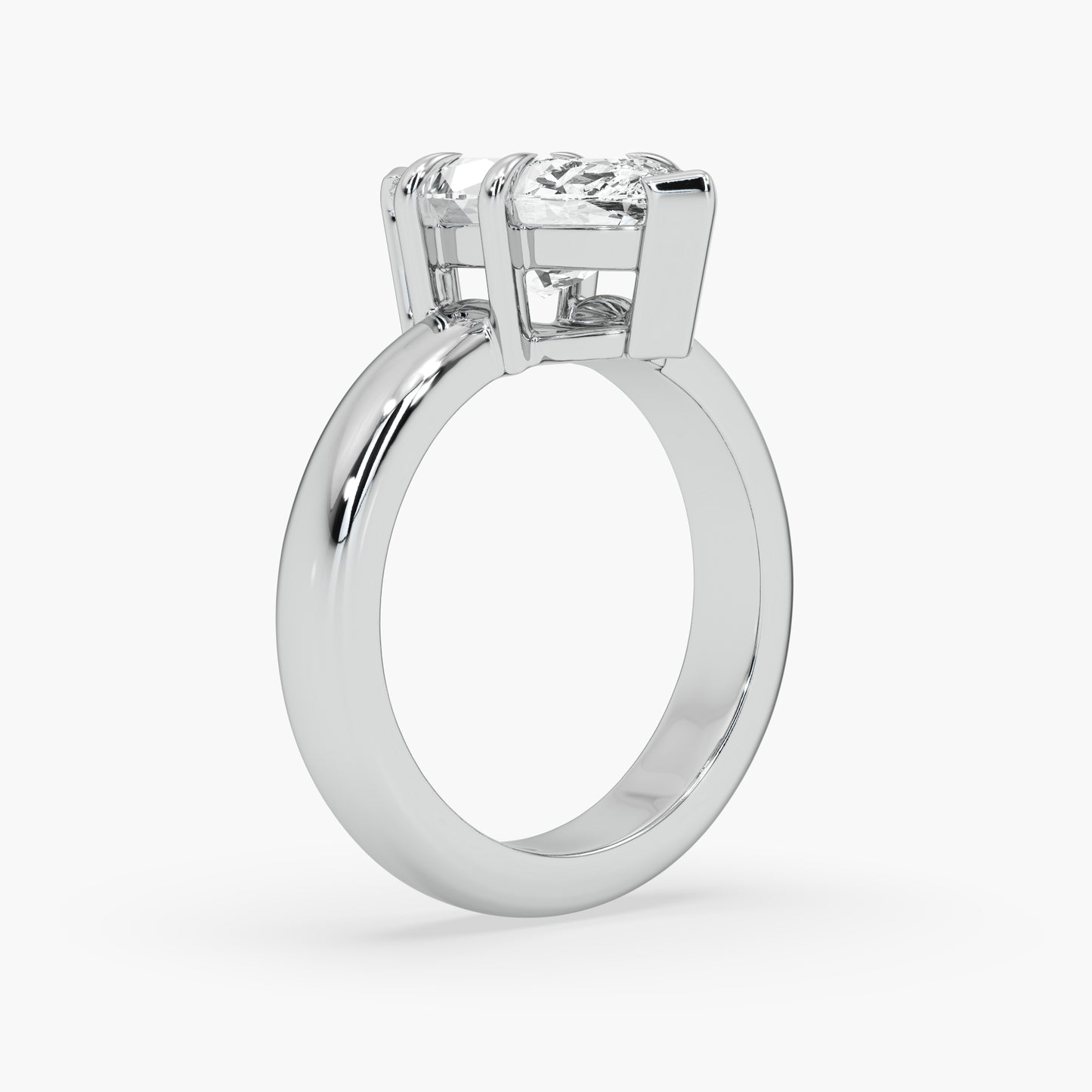 Lyss Marquise Solitaire