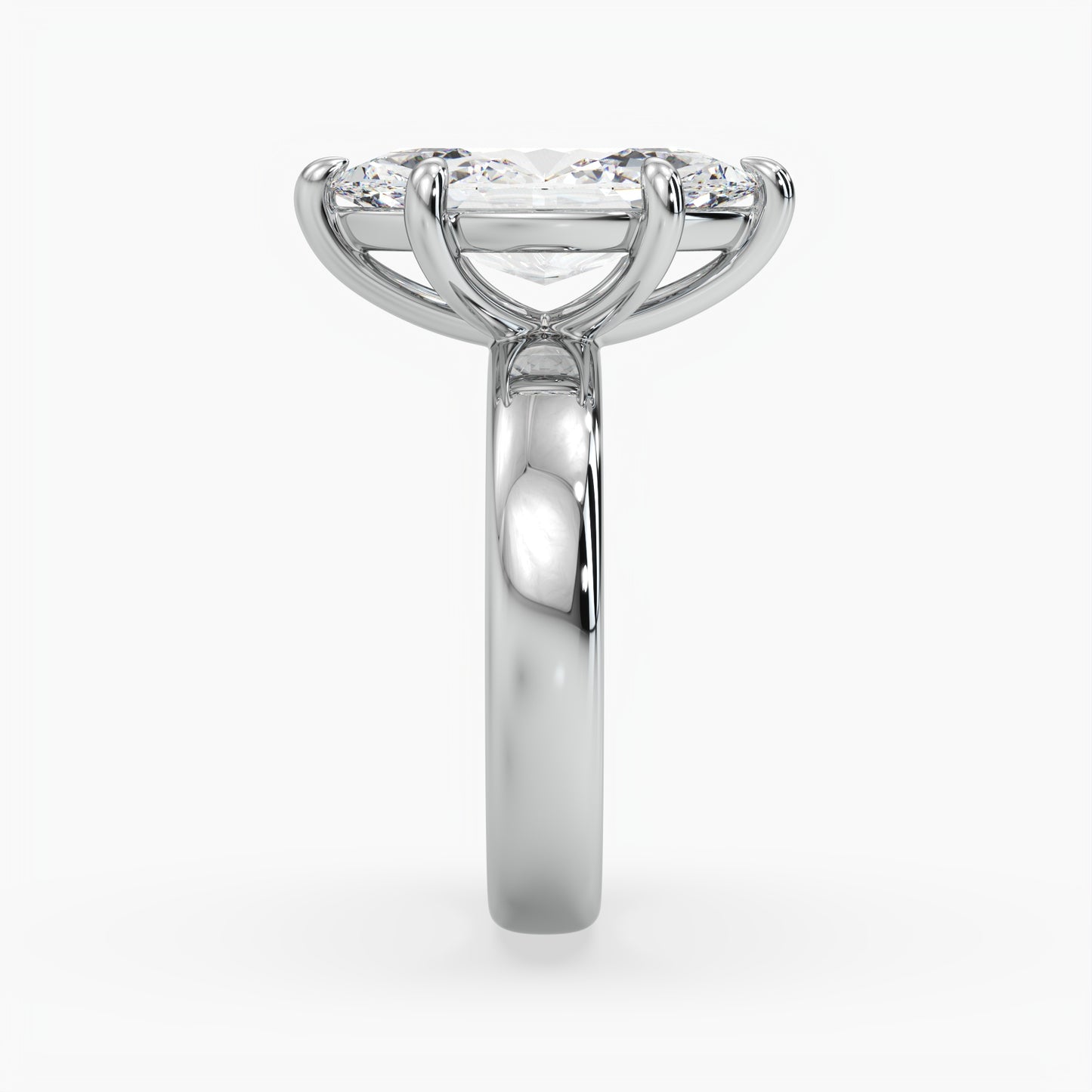 Lyss Marquise Solitaire